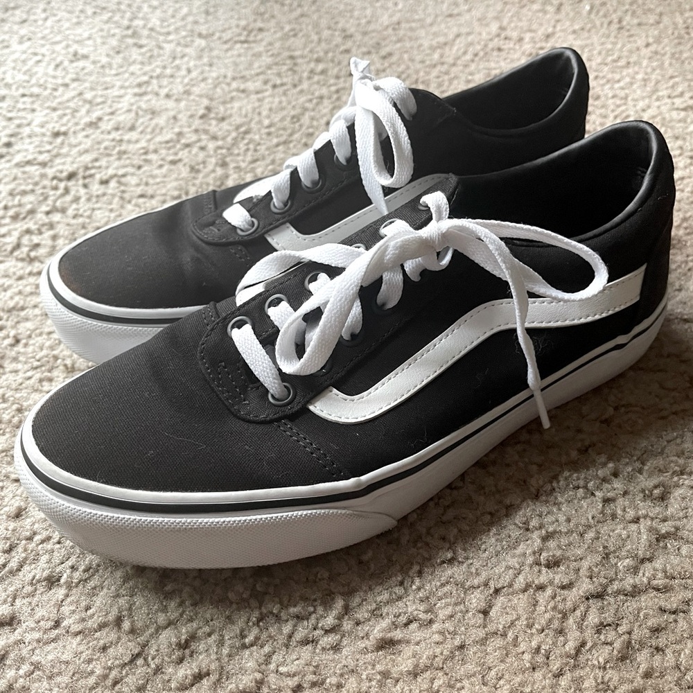 Vans Ward Womens 9